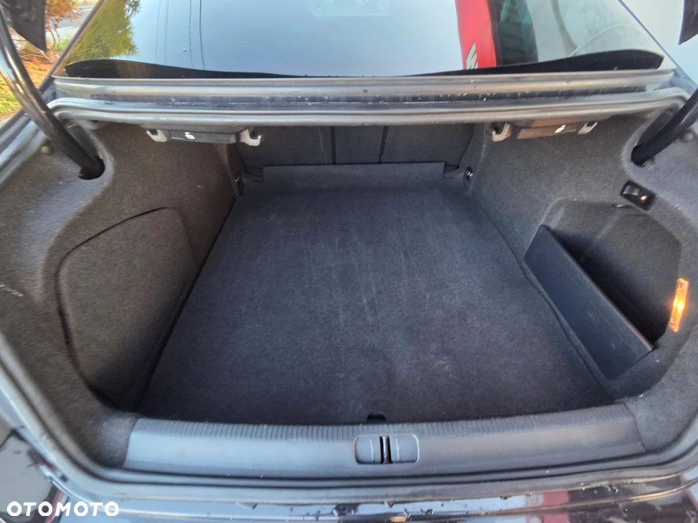 Volkswagen CC 2.0 TDI BlueMotion Technology DSG - 29