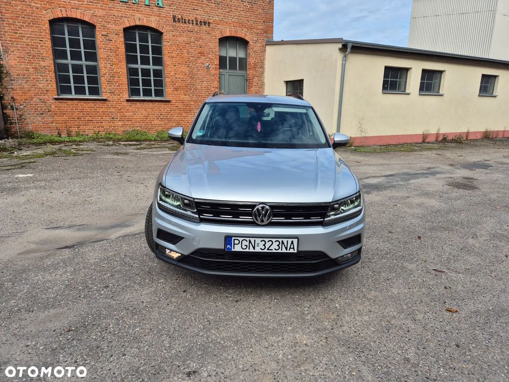 Volkswagen Tiguan - 2