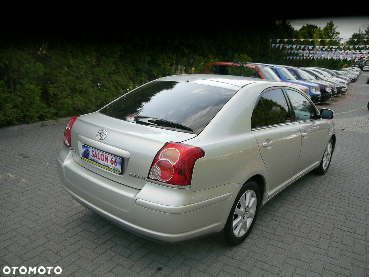 Toyota Avensis 1.8 VVT-i Sol - 5