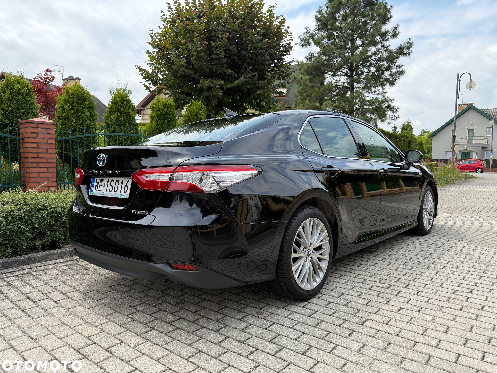 Toyota Camry 2.5 Hybrid Executive CVT - 4