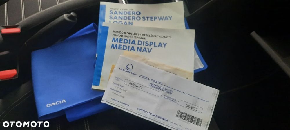 Dacia Sandero 1.0 TCe Laureate S&S - 19