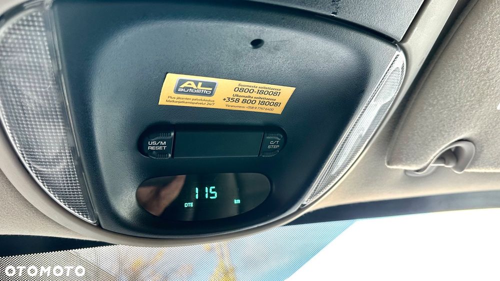 Chrysler Grand Voyager 3.3 LX S&G - 38