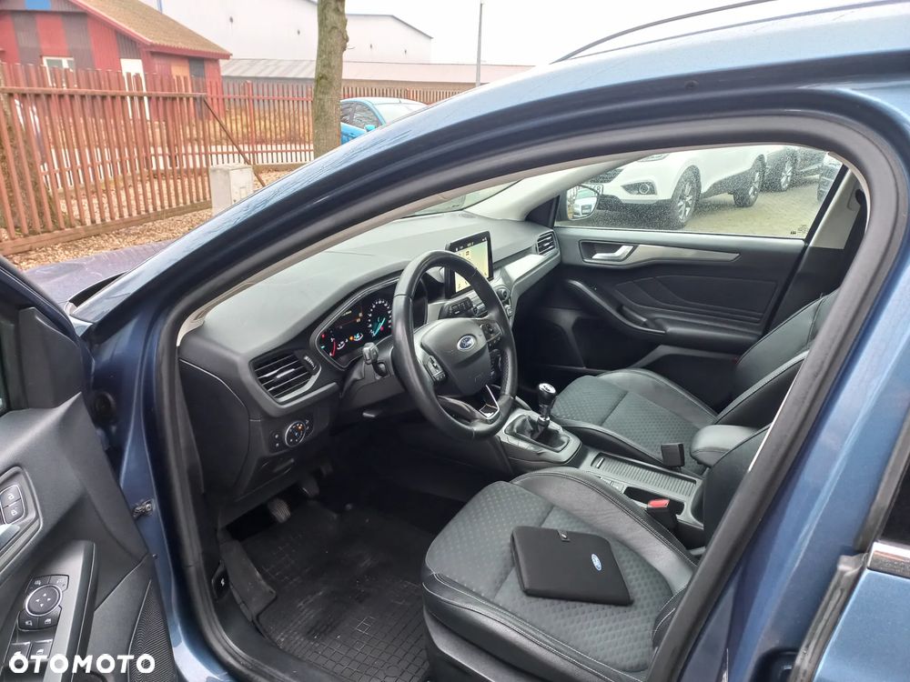 Ford Focus - 11