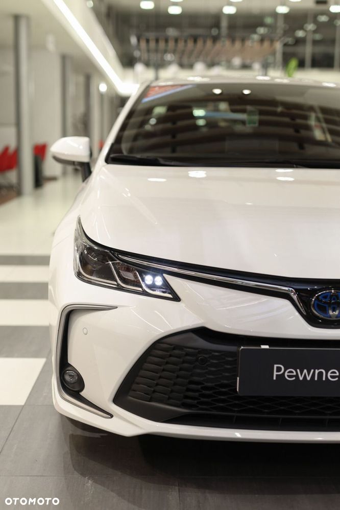 Toyota Corolla 1.8 Hybrid Comfort - 34