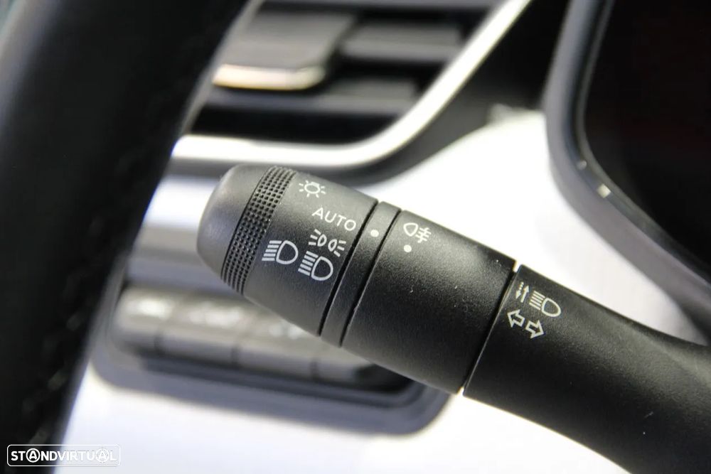 Renault Clio 1.0 TCe Evolution Bi-Fuel - 14