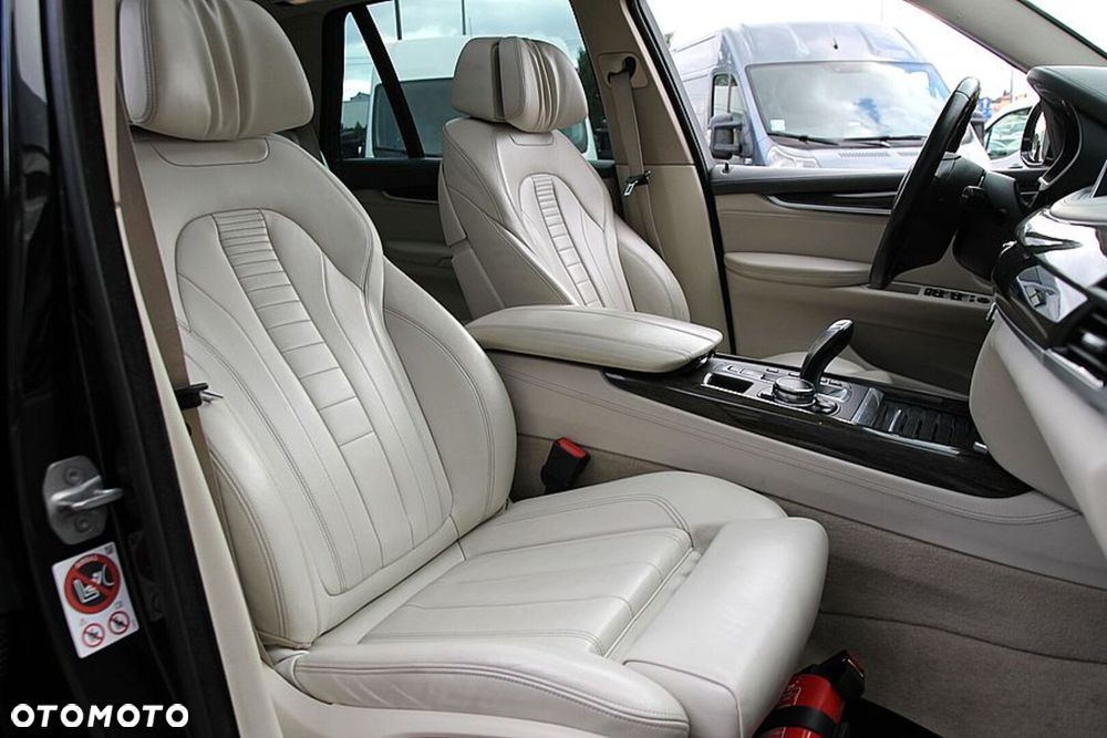 BMW X5 xDrive30d - 27
