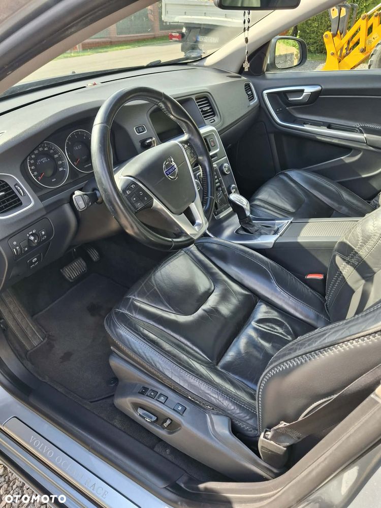 Volvo V60 - 14