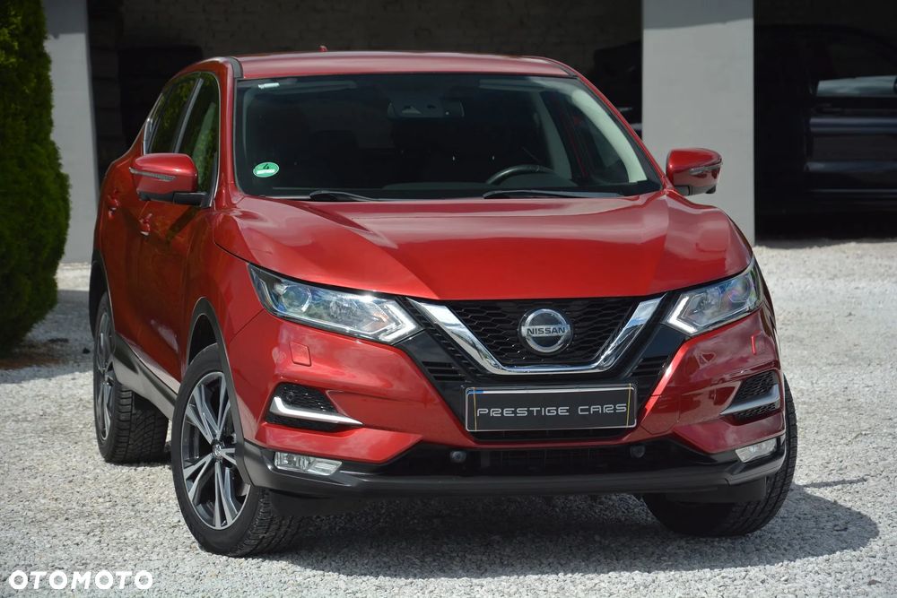 Nissan Qashqai 1.3 DIG-T AKARI - 2