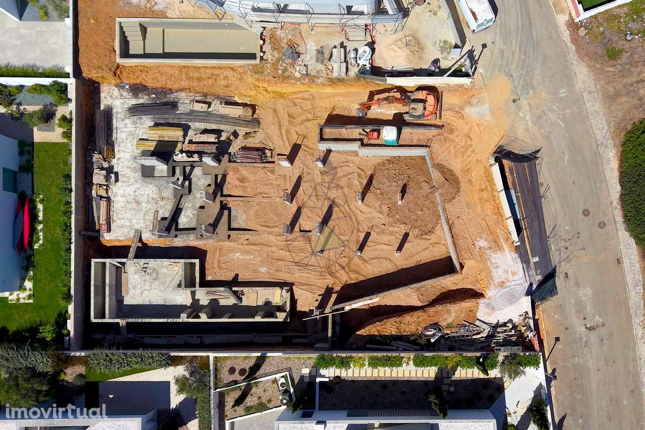 Moradia T3 Moradia de luxo em traçado contemporâneo em Porto de Mós - - Grande imagem: 5/28