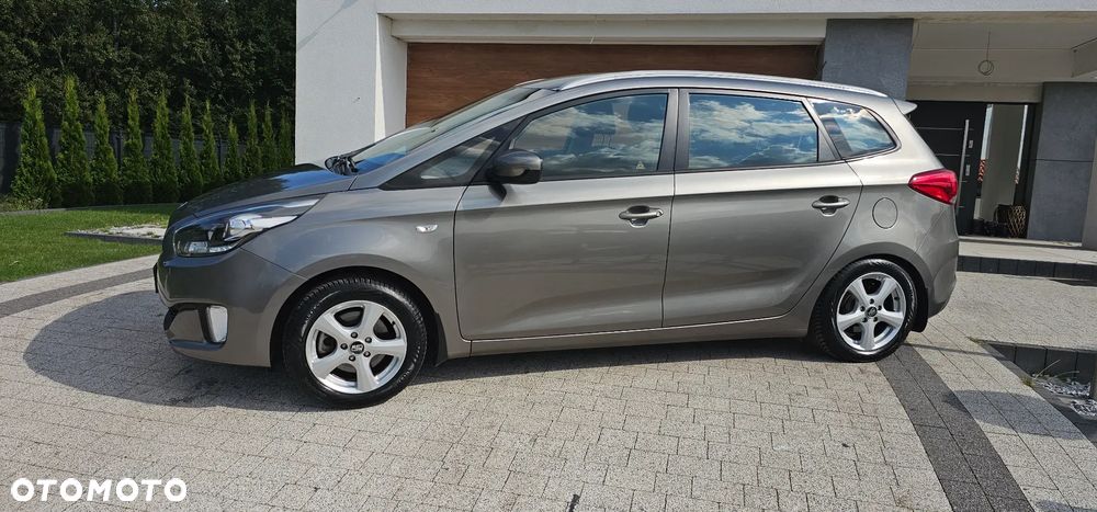 Kia Carens 1.6 GDI L 7os EU6 - 30