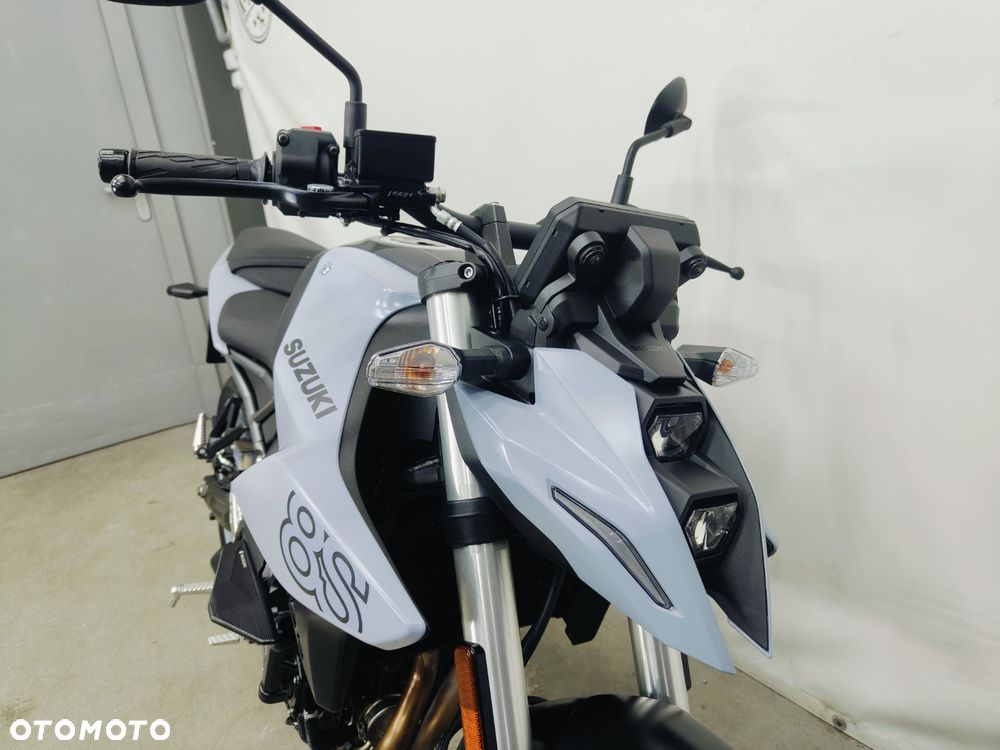 Suzuki GSX - 4