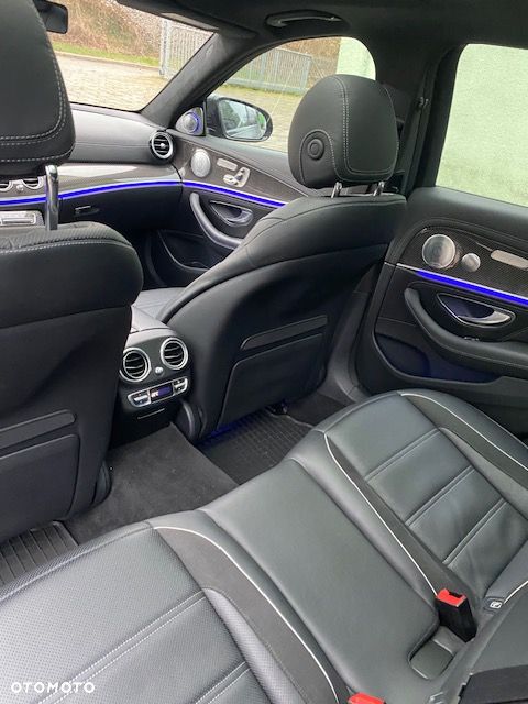 Mercedes-Benz Klasa E AMG 63 S 4-Matic+ - 24