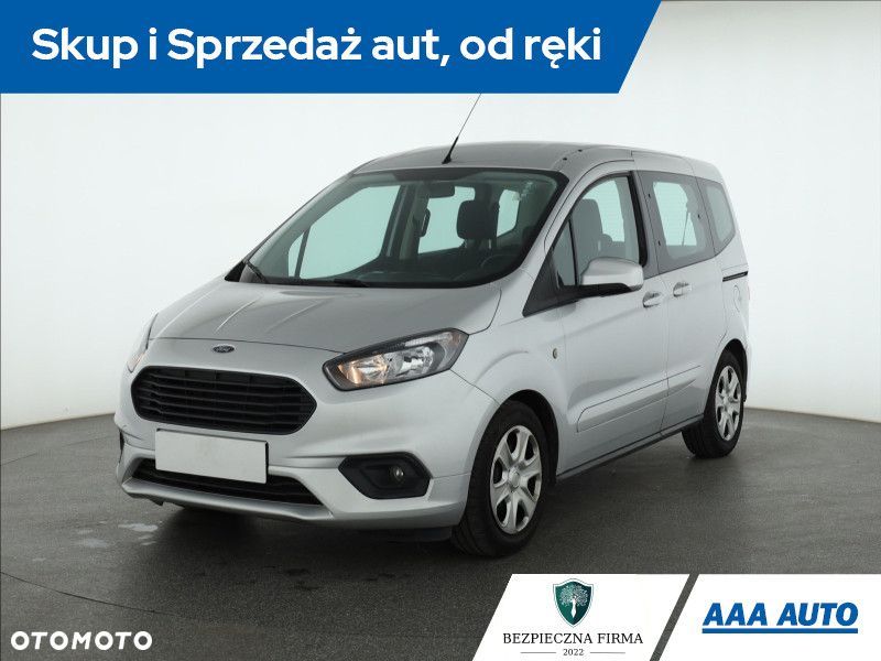 Ford Tourneo Courier - 2
