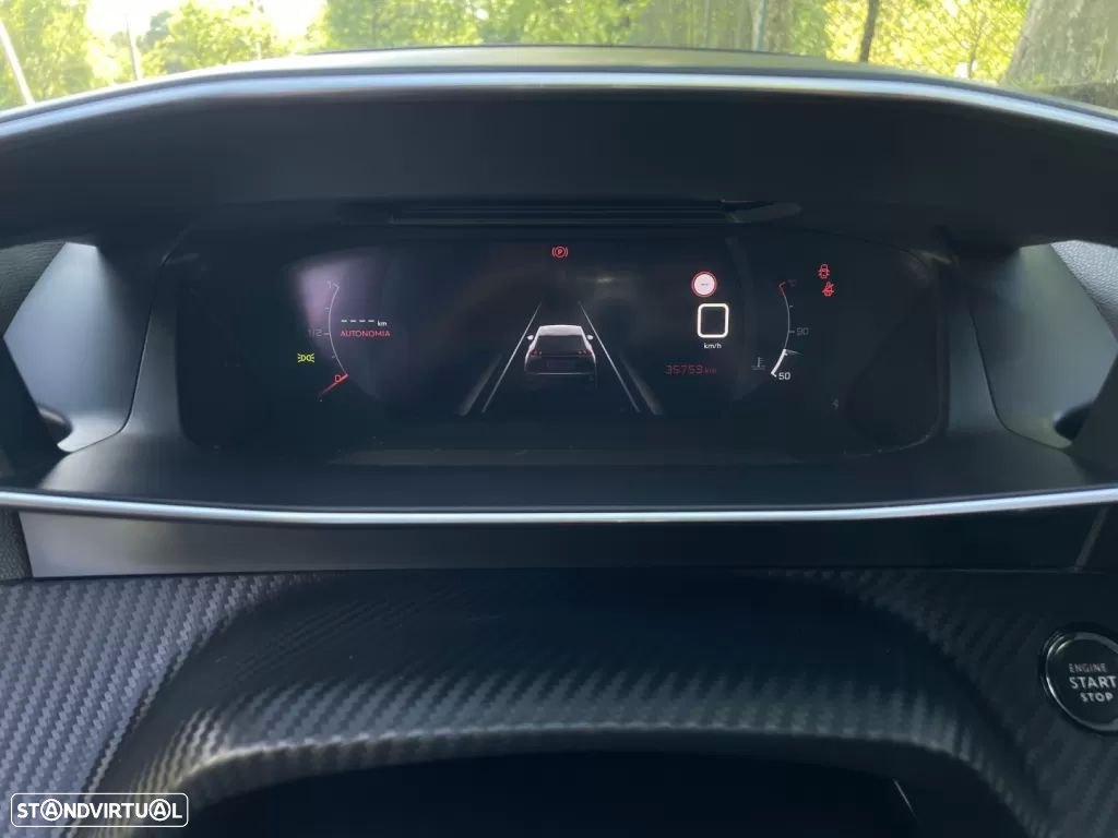 Peugeot 2008 1.2 PureTech Allure - 22