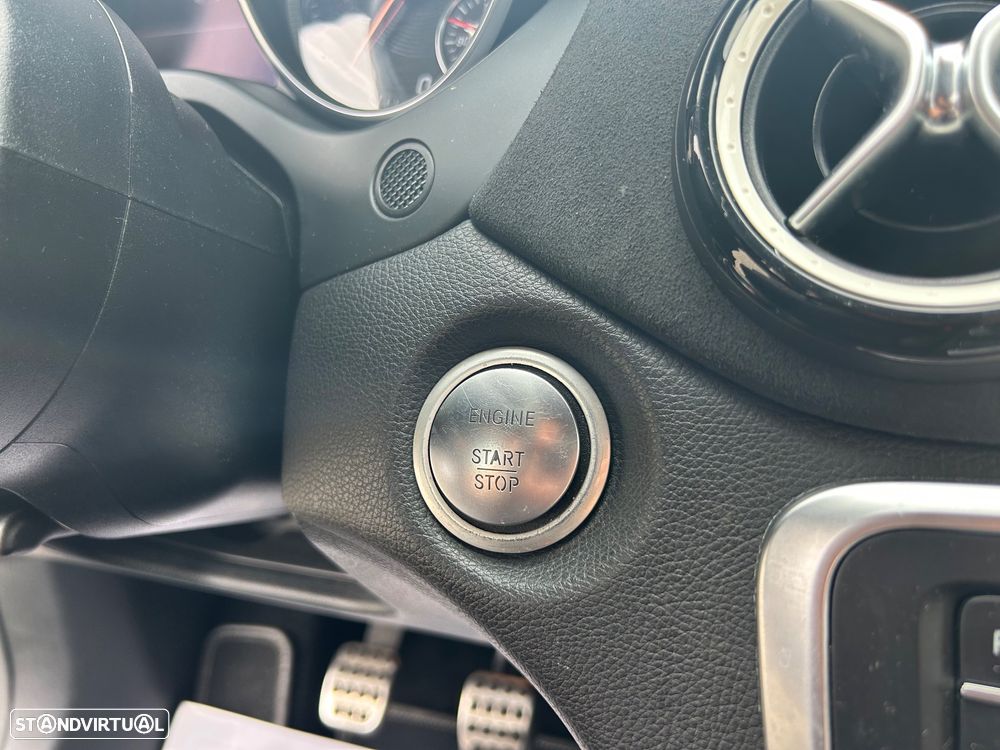 Mercedes-Benz CLA 180 d AMG Line - 26