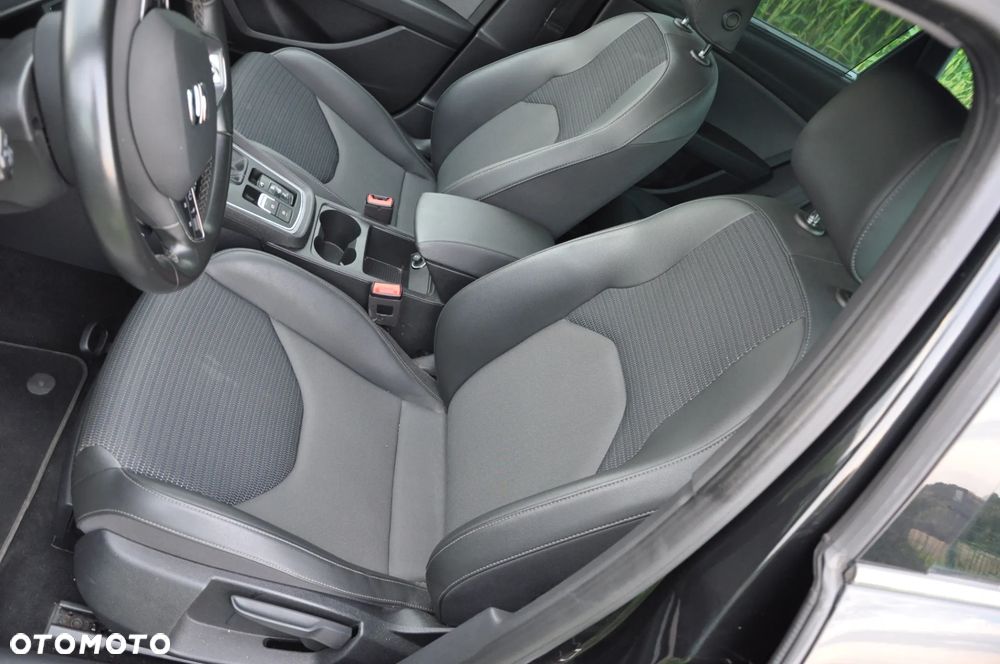 Seat Leon 2.0 TDI DPF Start&Stop DSG XCELLENCE - 24