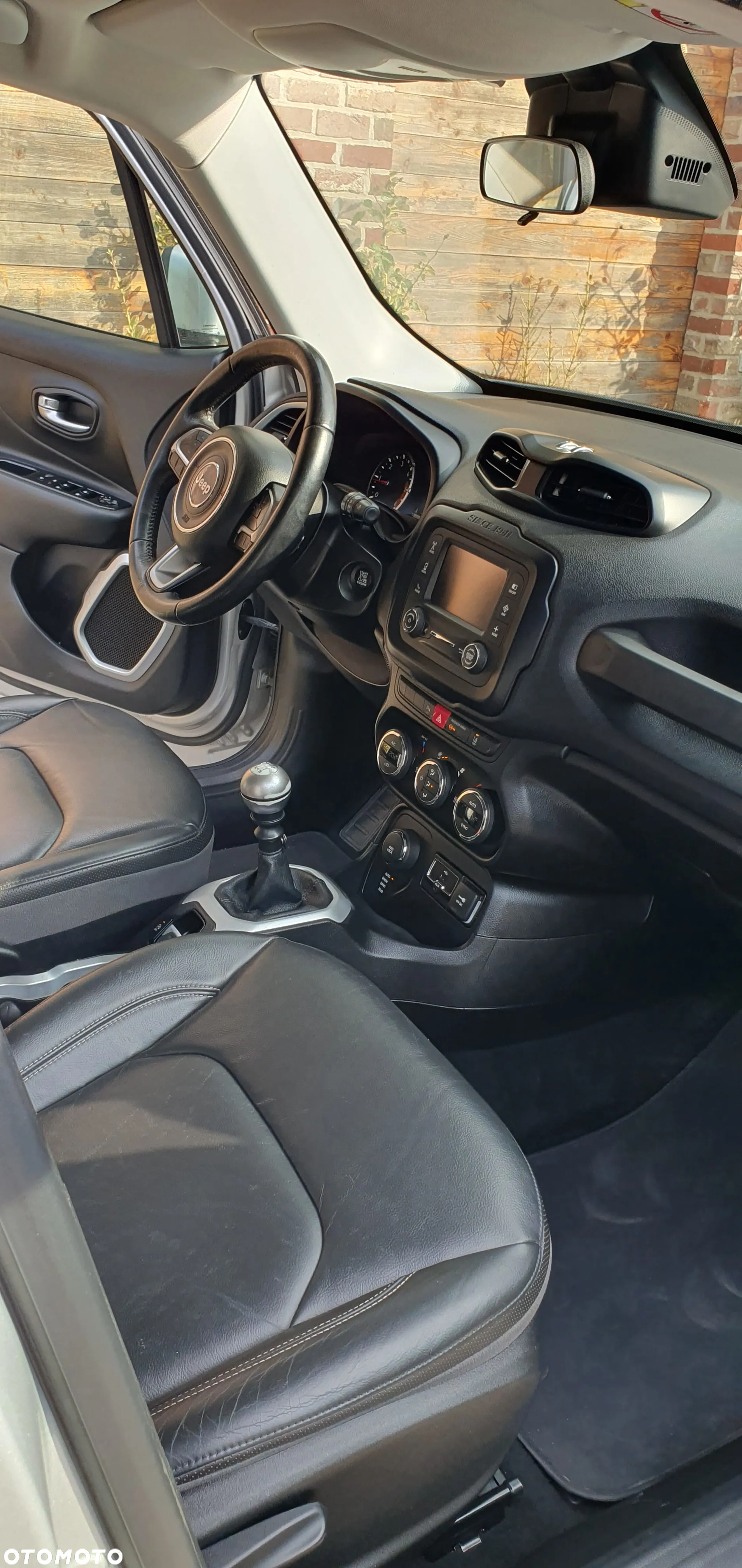 Jeep Renegade - 13