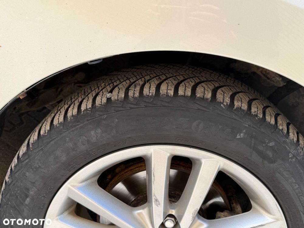 Toyota Auris 1.6 MultiMode Executive - 7