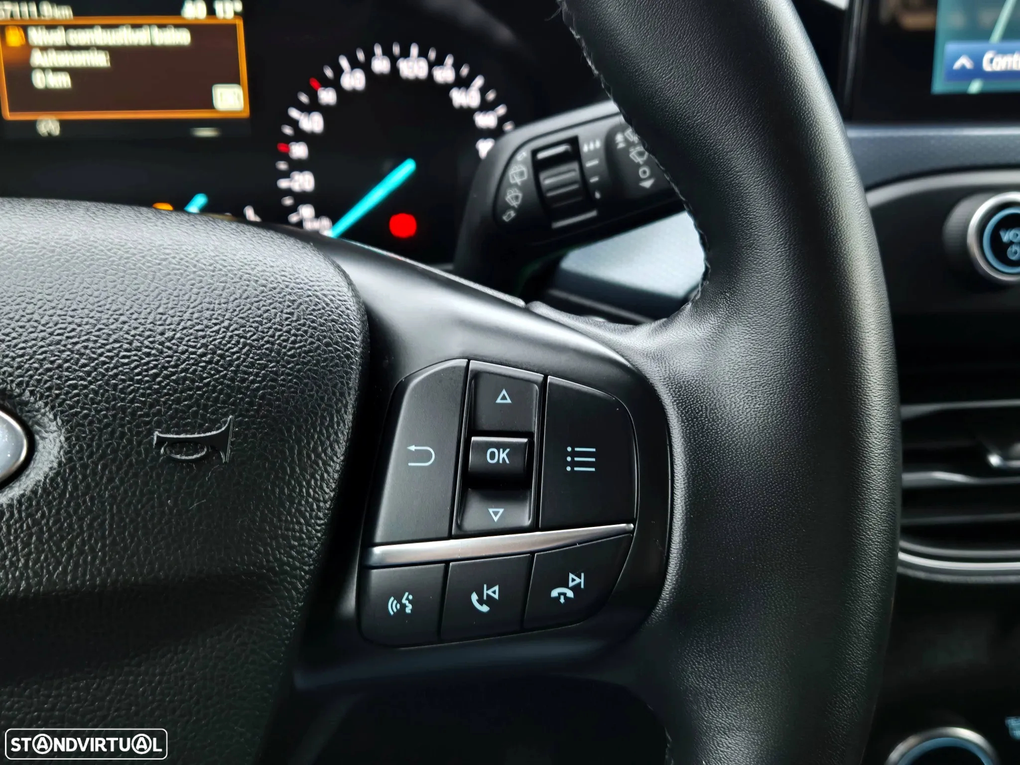 Ford Focus 1.0 EcoBoost MHEV Active X - 13