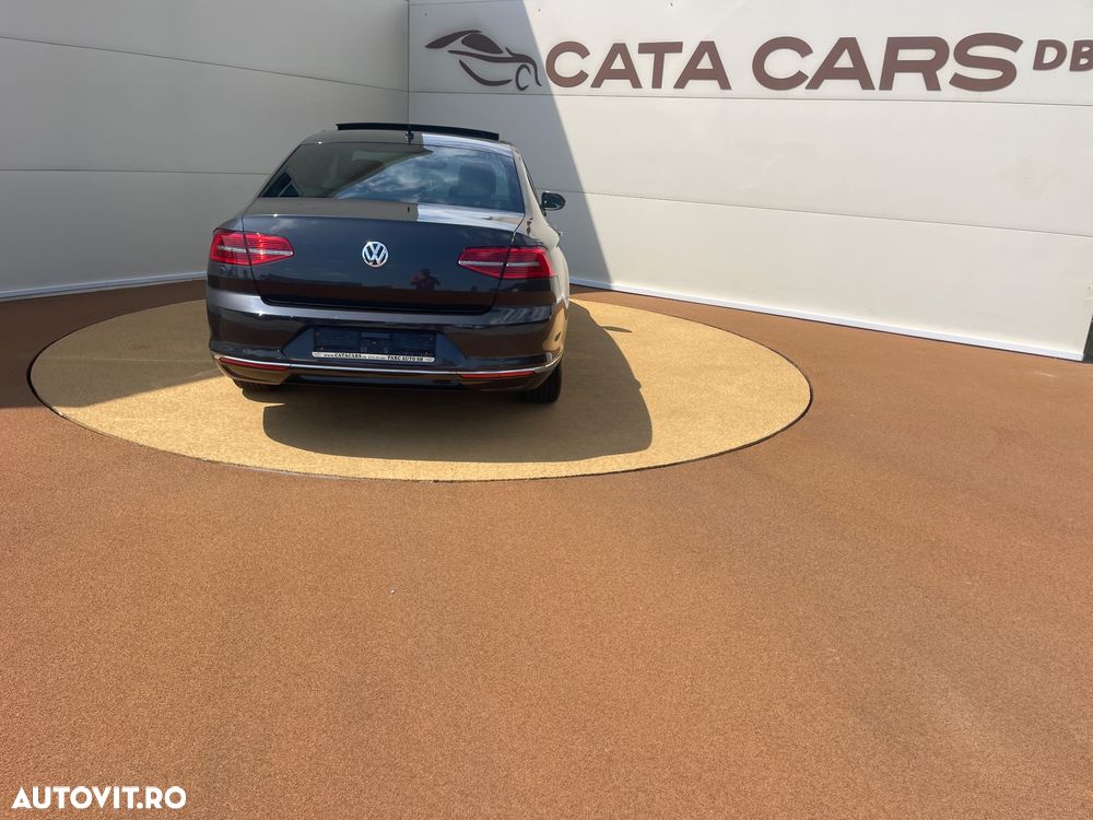 Volkswagen Passat 2.0 TDI DSG (BlueMotion Technology) Highline - 11