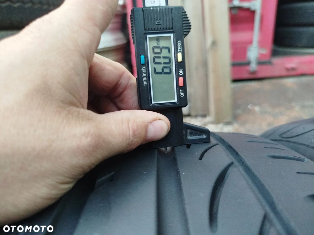 245/40R19 95Y Pirelli P Zero Nero Super stan - 7