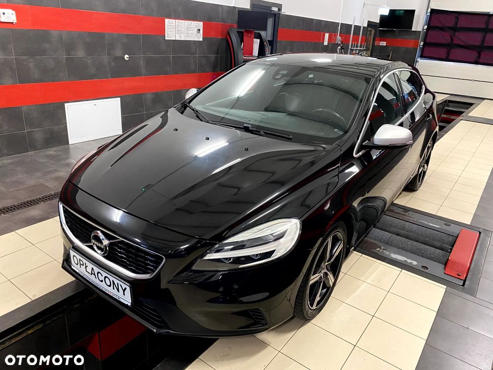 Volvo V40 D2 Drive-E SCR R-Design Momentum - 2