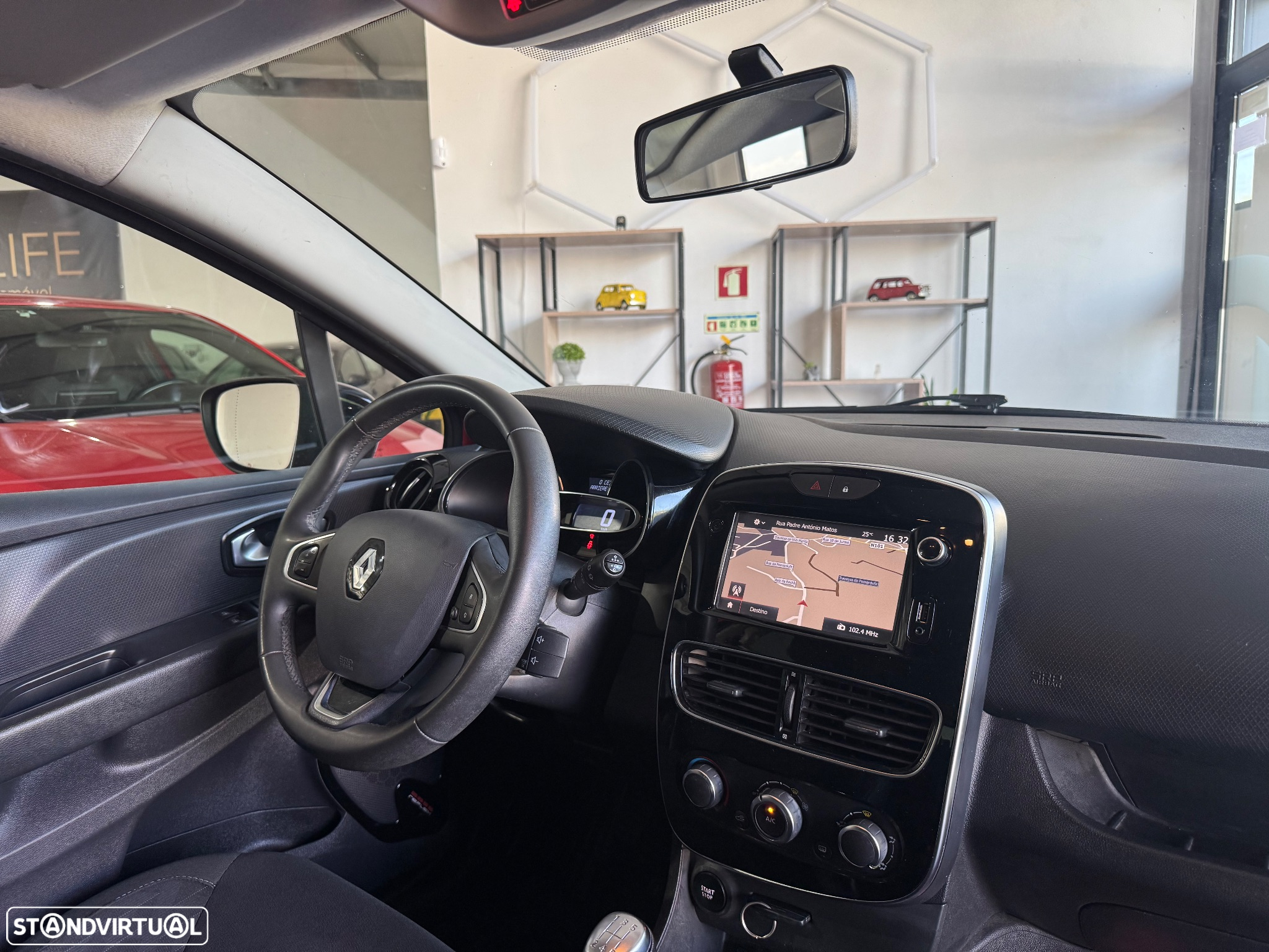Renault Clio 1.0 TCe Limited - 8
