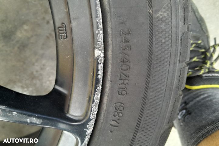 Janta aliaj cu anvelopa 19 8,5JX19H2 / 245 / 40ZR19 8,5JX19H2 / 245 / - 4