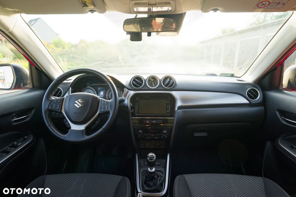 Suzuki Vitara 1.4 Boosterjet Premium 4WD - 16