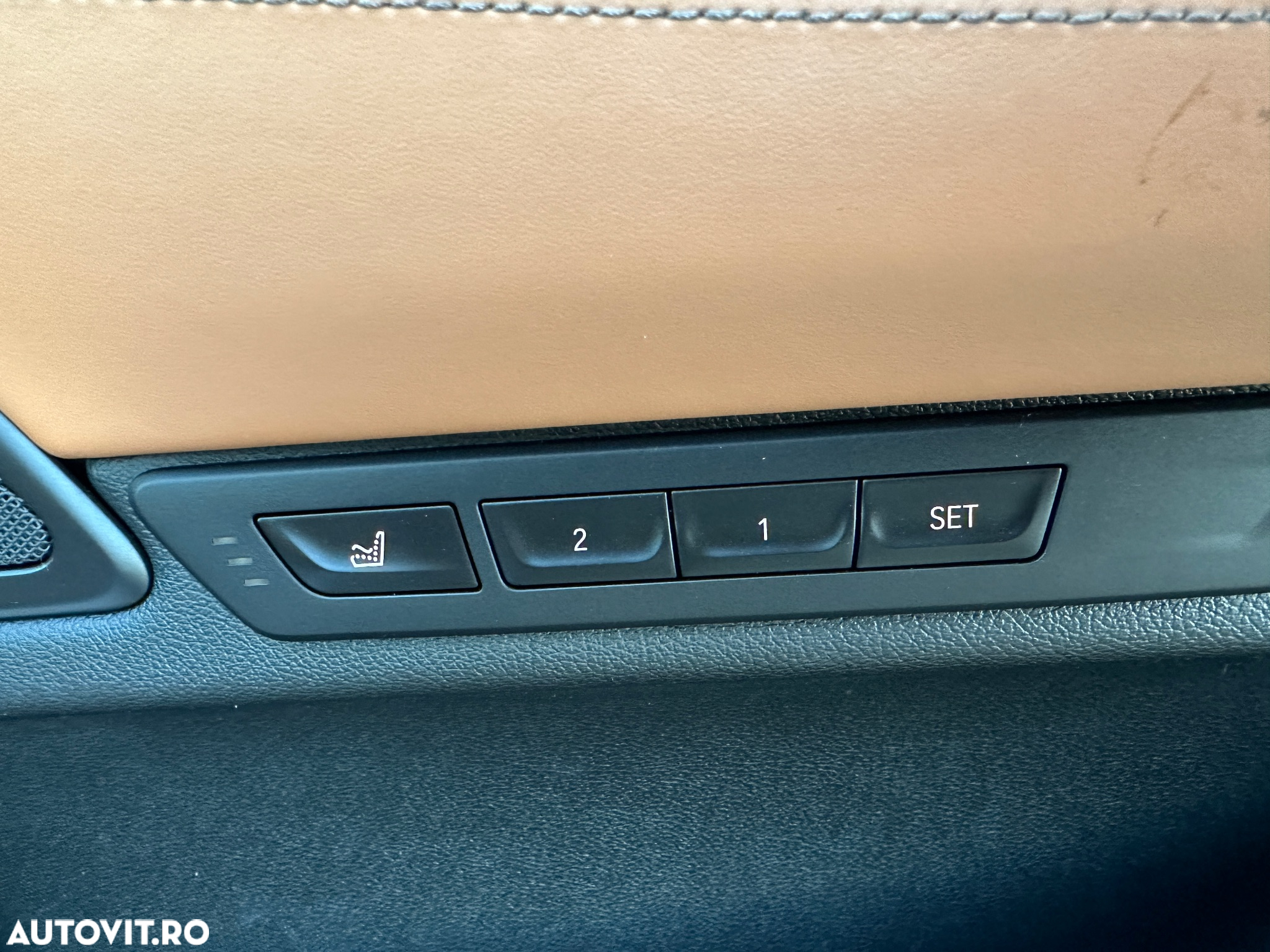 BMW Seria 7 730d xDrive MHEV - 18