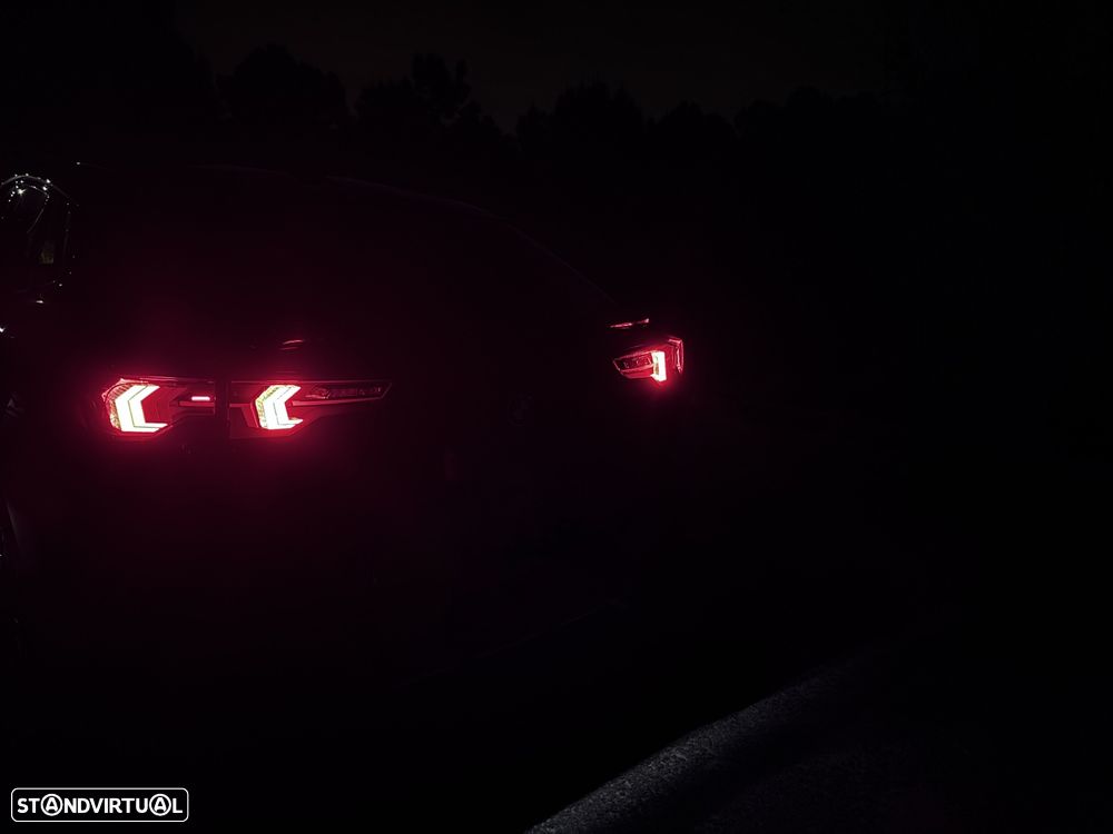 BMW iX2 eDrive20 Pack Desportivo M Pro - 25