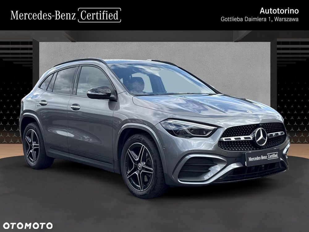 Mercedes-Benz GLA - 8
