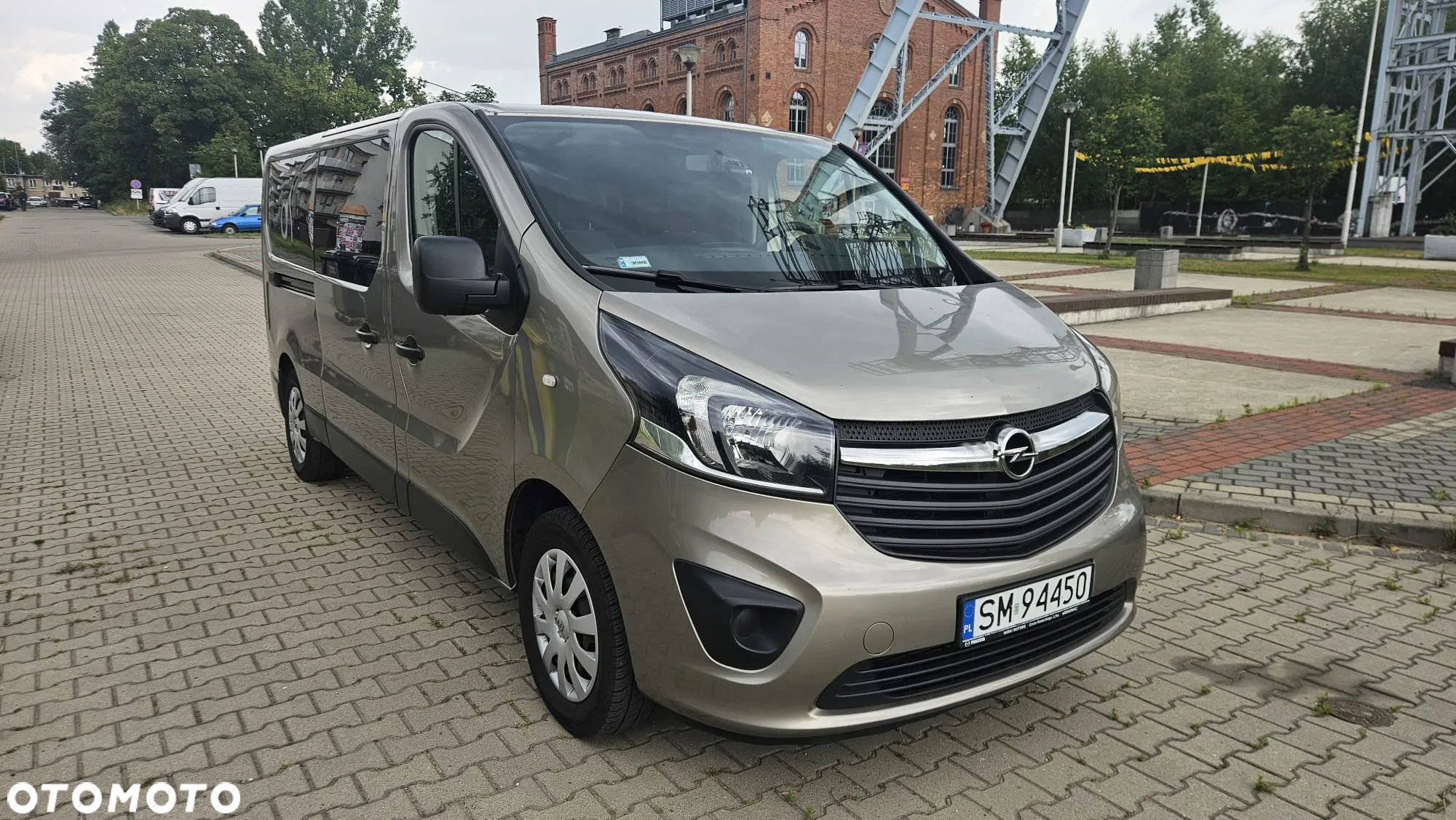 Opel Vivaro L2H1 2,9t Edition Elegance - 2