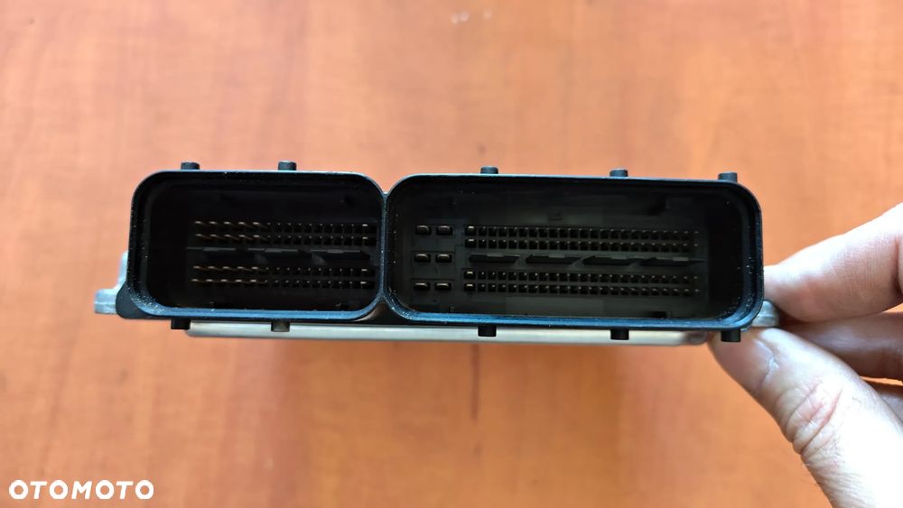 KOMPUTER STEROWNIK SILNIKA VW T5 070906016BD - 3