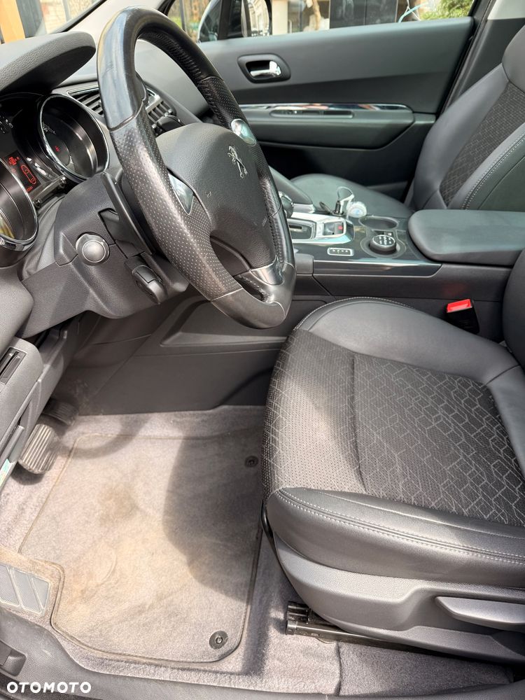 Peugeot 3008 - 12