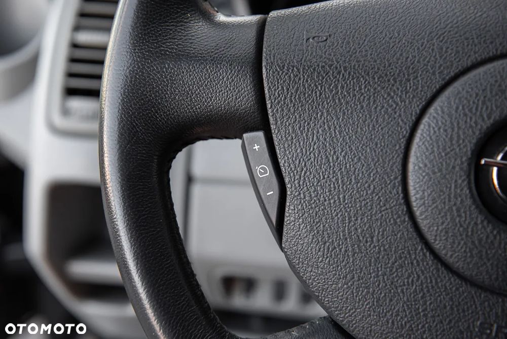 Opel Vivaro - 14