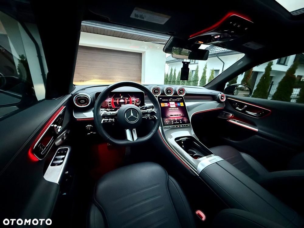 Mercedes-Benz GLC - 29