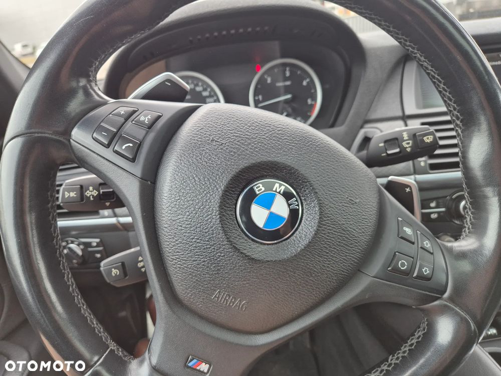 BMW X6 xDriveM50d - 13