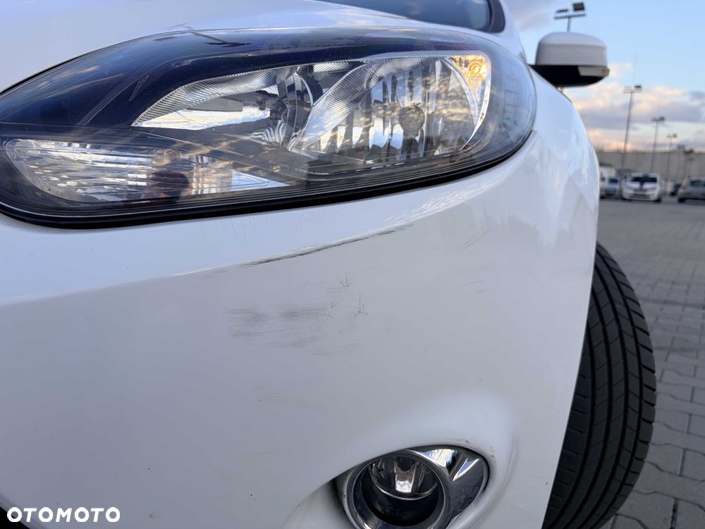 Ford Focus 1.6 EcoBoost Trend - 16