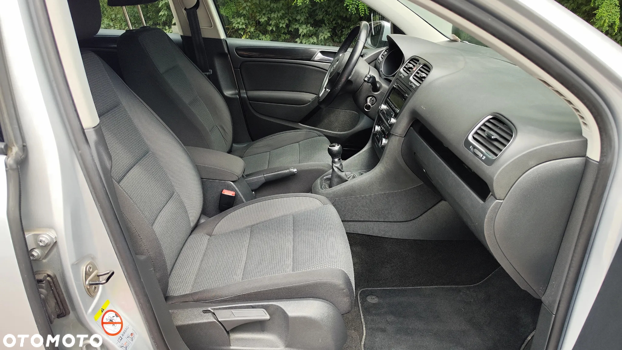 Volkswagen Golf VI 1.6 Comfortline - 30