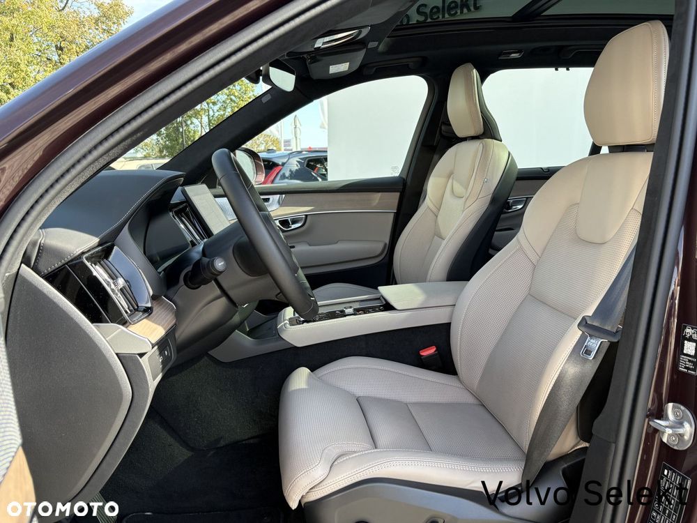 Volvo XC 90 - 12