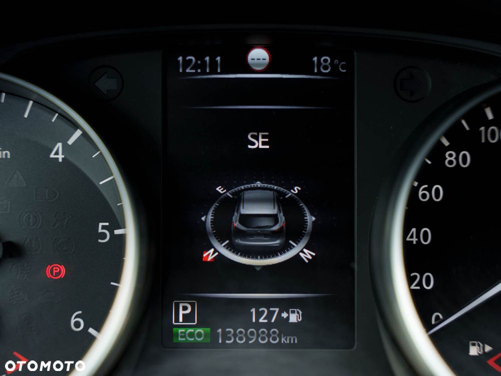 Nissan Qashqai 1.6 dCi Xtronic TEKNA+ - 35