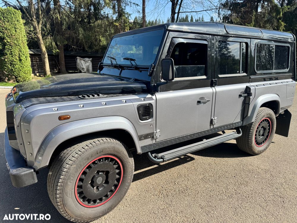 Land Rover Defender - 7