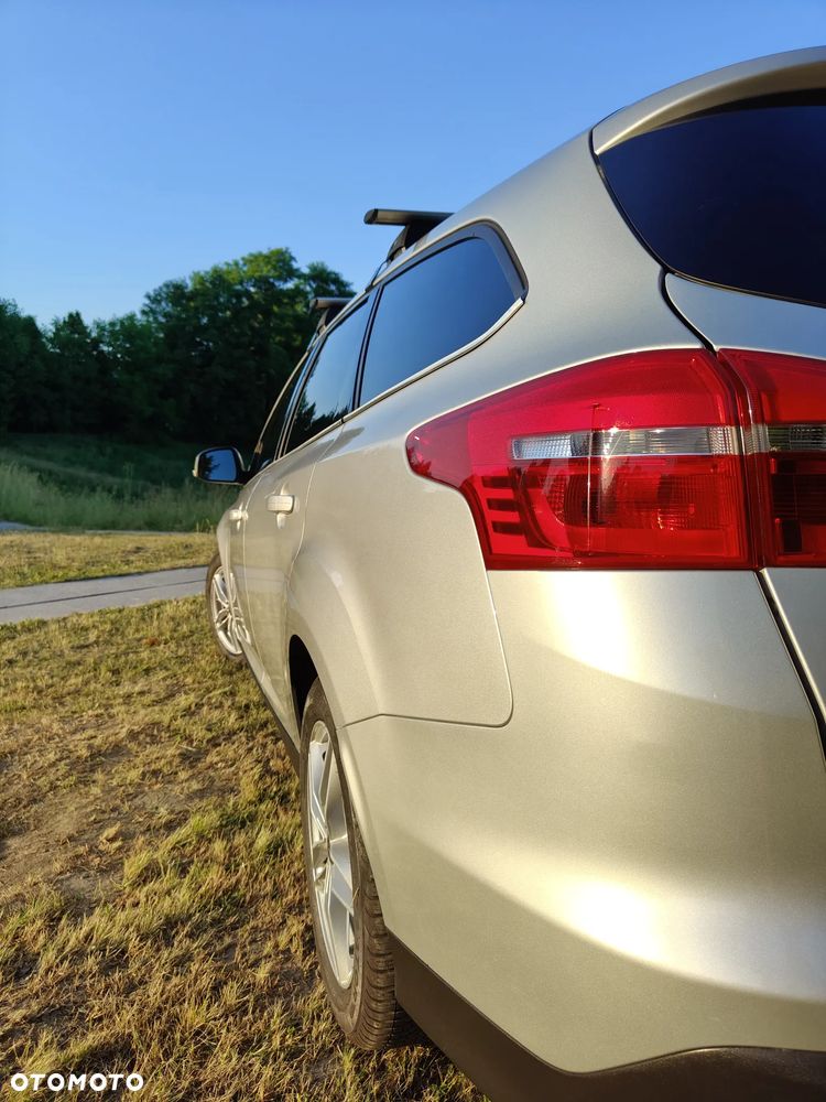 Ford Focus 1.5 EcoBoost Titanium ASS - 8