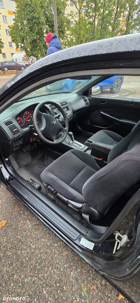 Honda Civic 1.8 LX Coupe - 6