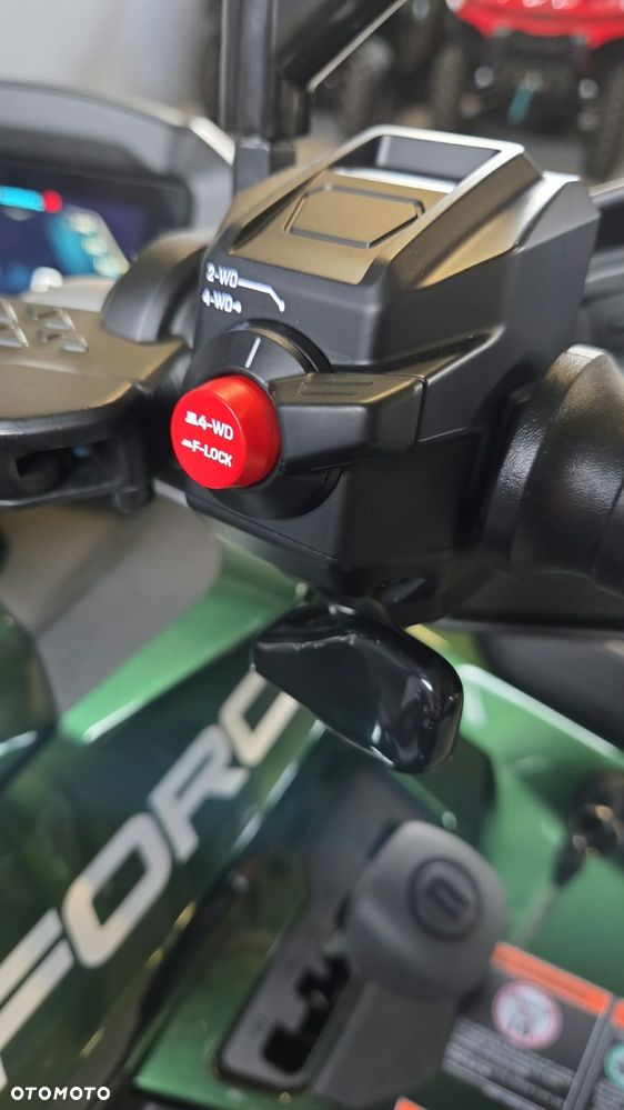 CFMoto CForce - 16