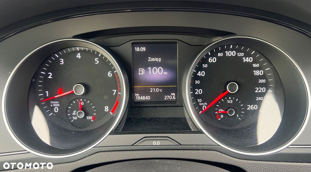 Volkswagen Passat - 7