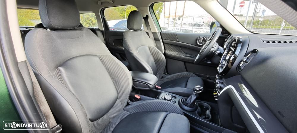 MINI Countryman Cooper SE ALL4 Auto - 21