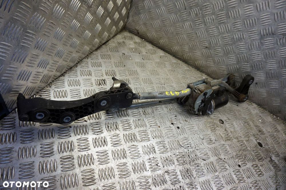 MECHANIZM WYCIERACZEK PRZEDNICH SILNICZEK 5 E60 6987475 BMW 2003-2007 - 1