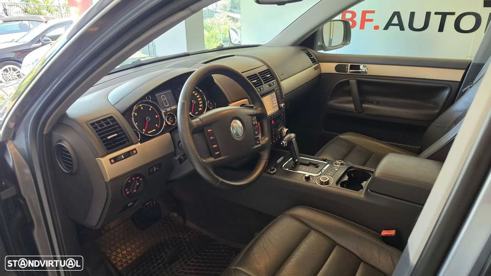 Volkswagen Touareg 3.0 TDI V6 Tiptronic — fotografia 6